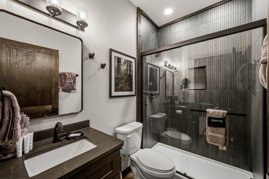 Summit After Dark bathroom