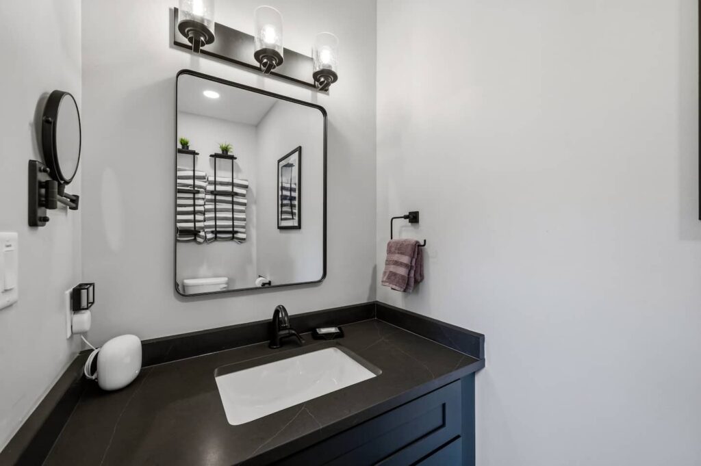 Summit After Dark bathroom