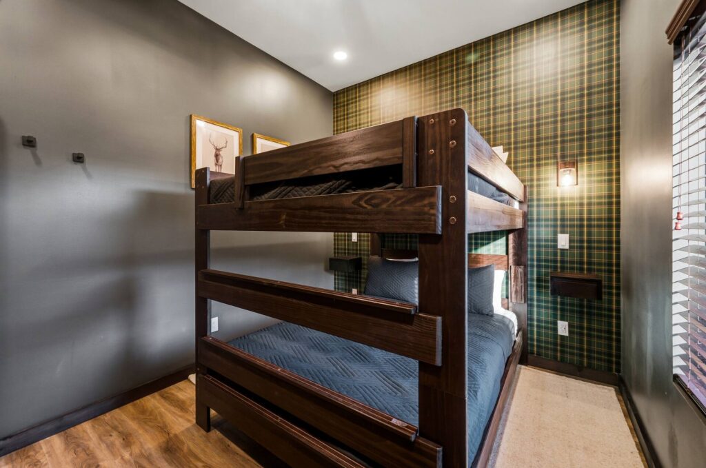 Summit After Dark queen bunk suites