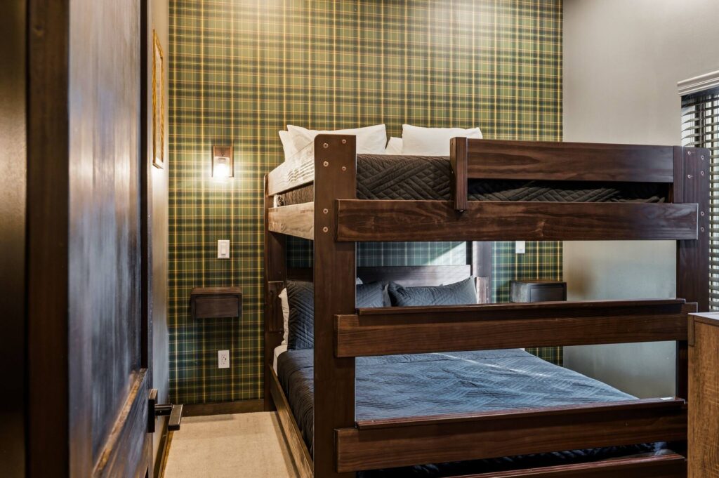 Summit After Dark queen bunk suites