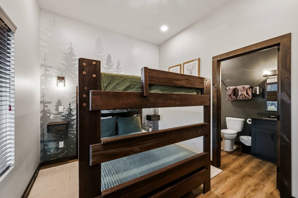 Summit After Dark queen bunk suites