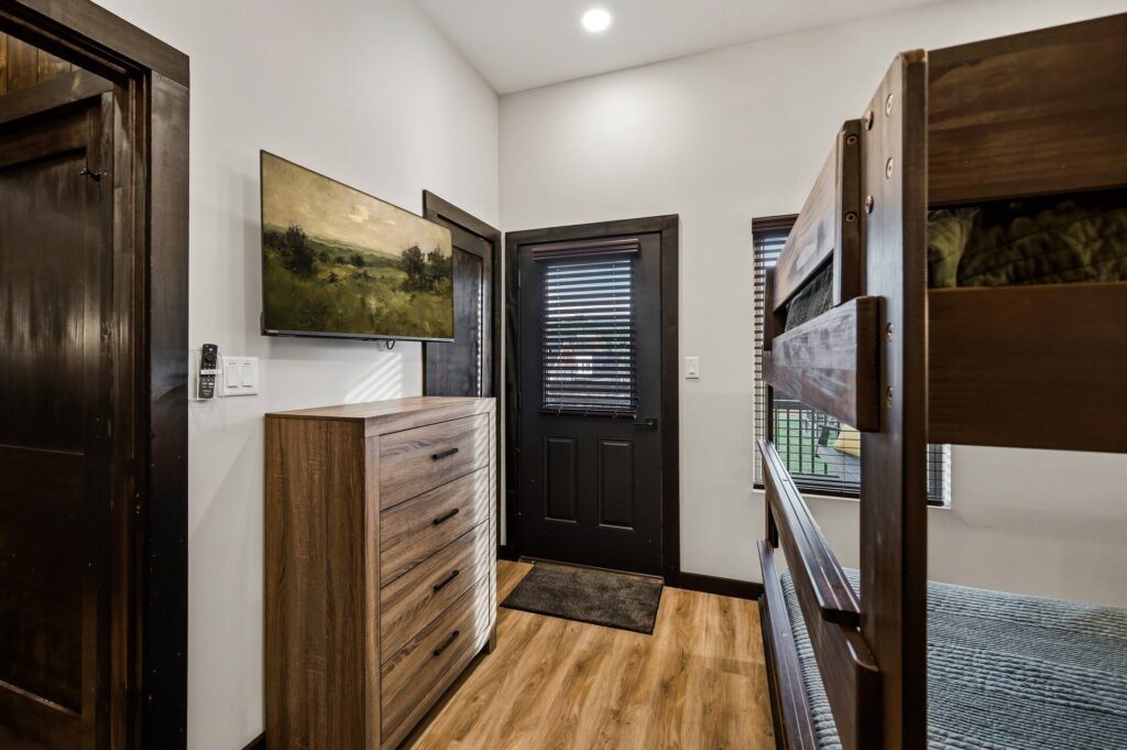 Summit After Dark queen bunk suites