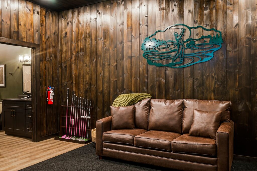 Summit After Dark golf simulator lounge