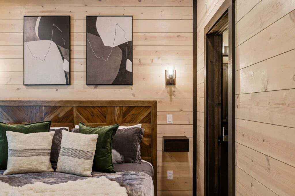 Summit After Dark King Suite 2