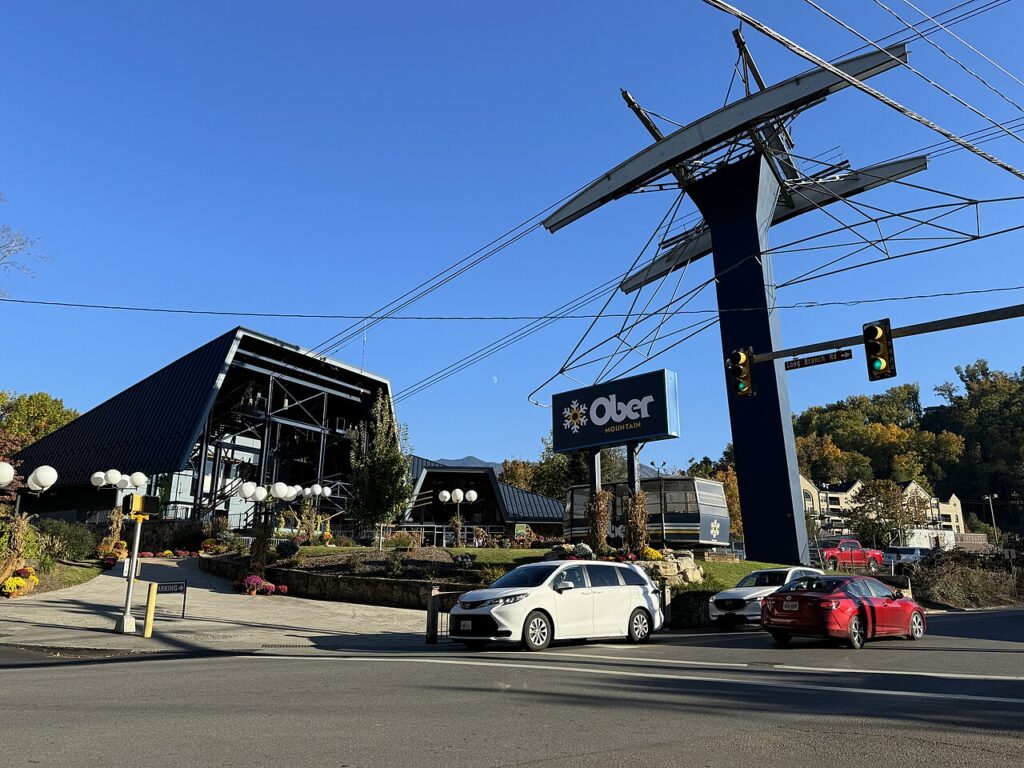 Ober Mountain aerial tramway in Gatlinburg