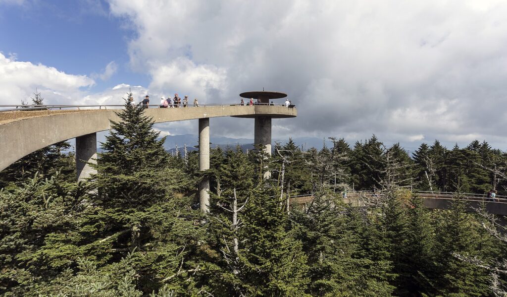 Kuwohi (formerly Clingmans Dome) observation tower